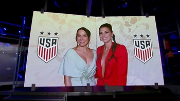 FOX Soccer Tonight™: USWNT super fan Sophia Bush on team's hot start