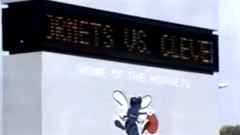 Hornets Turn 30: Charlotte went wild for city's first-ever NBA game