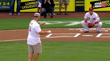 Bengals 1st-round pick Billy Price throws out 1st pitch at GABP