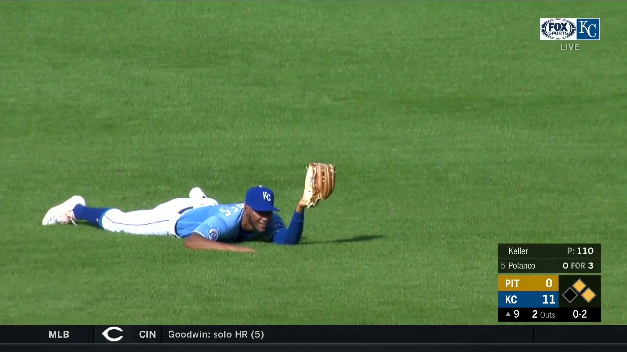 WATCH: Olivares makes diving catch for final out to save Keller's shutout