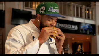 Mavs Insider: The D-Will Burger