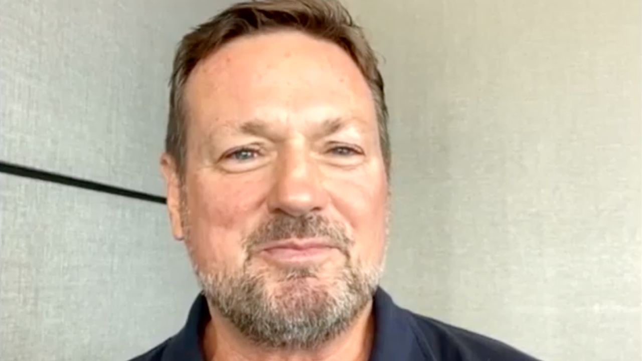 Bob Stoops: Baker Mayfield has a chip on his shoulder & it's served him well