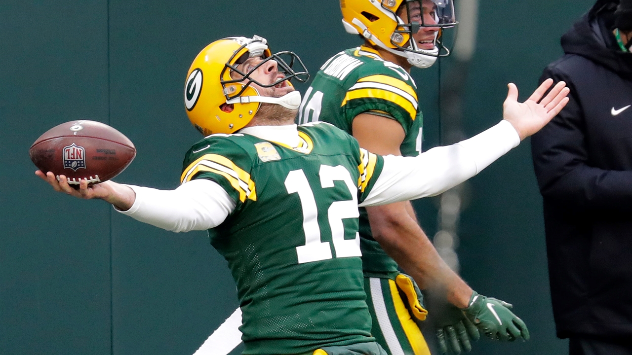 Aaron Rodgers will ‘torch the Titans secondary,’ and hit over 55.5 point total — Jason McIntyre