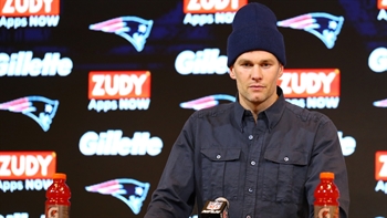 Carson Palmer says Tom Brady will stay in New England: ‘He knows where his bread is buttered’