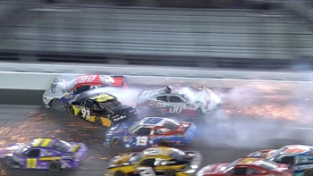 Second 'big one' unfolds late at Daytona | 2018 NASCAR XFINITY SERIES