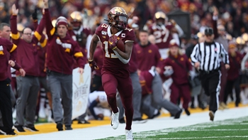 No. 17 Minnesota leads No.4 Penn St with over 300 yards of offense in the first half