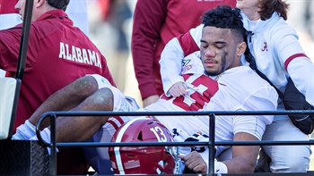 Tua Tagovailoa lost for the season with dislocated hip vs. Mississippi State