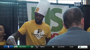 Pacers host annual 'Come to Our House' Thanksgiving dinner