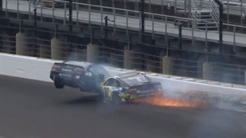 Jeffrey Earnhardt gets airborne in violent wreck | 2018 INDIANAPOLIS