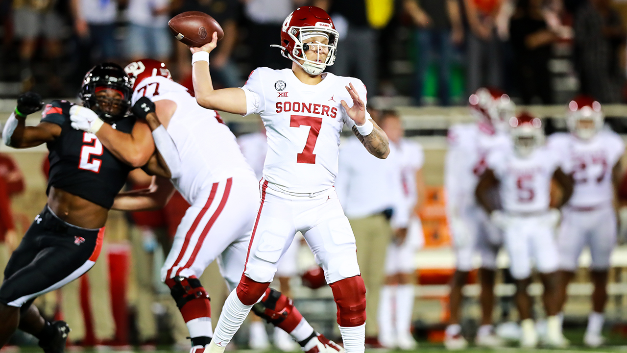 No. 24 Oklahoma shows no mercy in 62-28 drubbing of Texas Tech