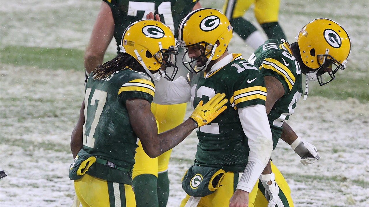 Shannon Sharpe: Aaron Rodgers just 'kicked in the door' on Patrick Mahomes for MVP | UNDISPUTED