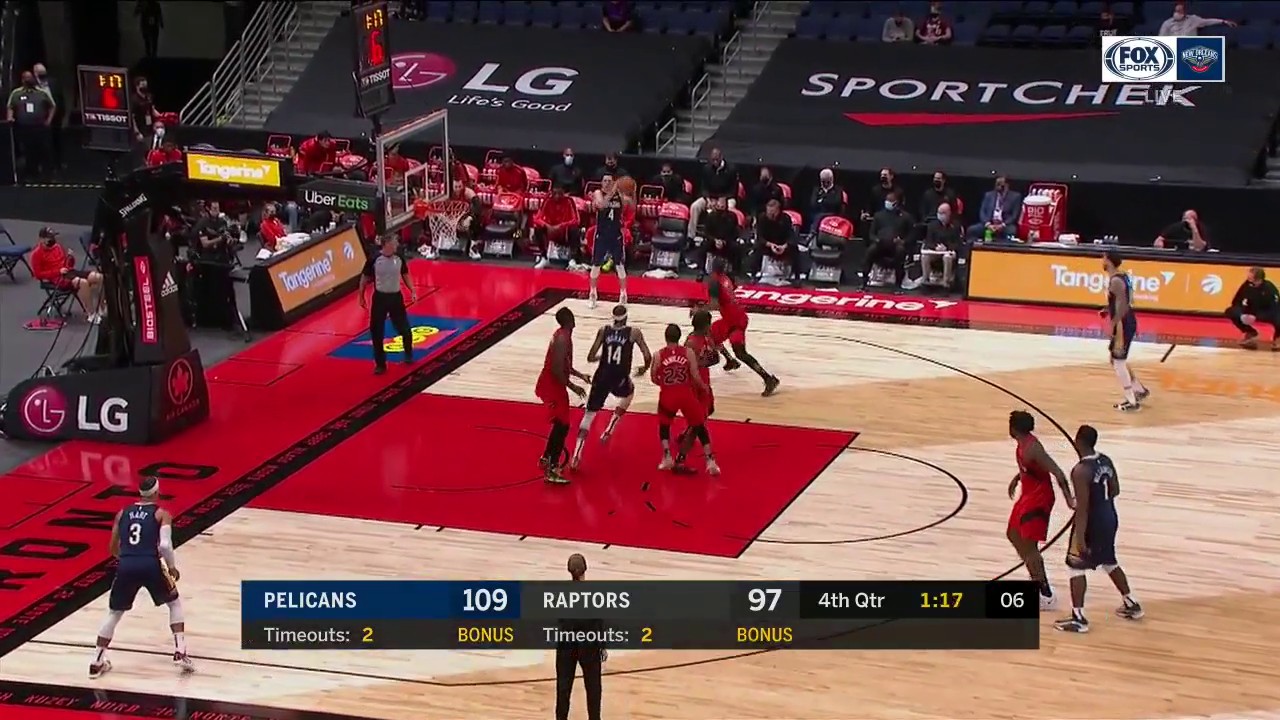 HIGHLIGHTS: JJ Redick Hits Three, Looking for 4 point play