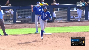WATCH: Kelvin Gutierrez hits a go-ahead homer in Royals' win over Padres