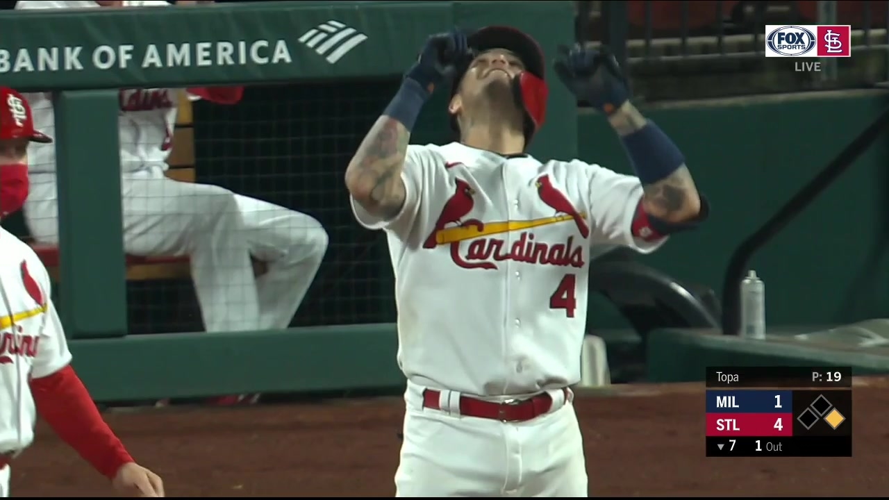 WATCH: Yadier Molina gets 2,000th career hit
