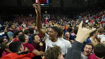 Penn stuns Villanova for the first time since 2002