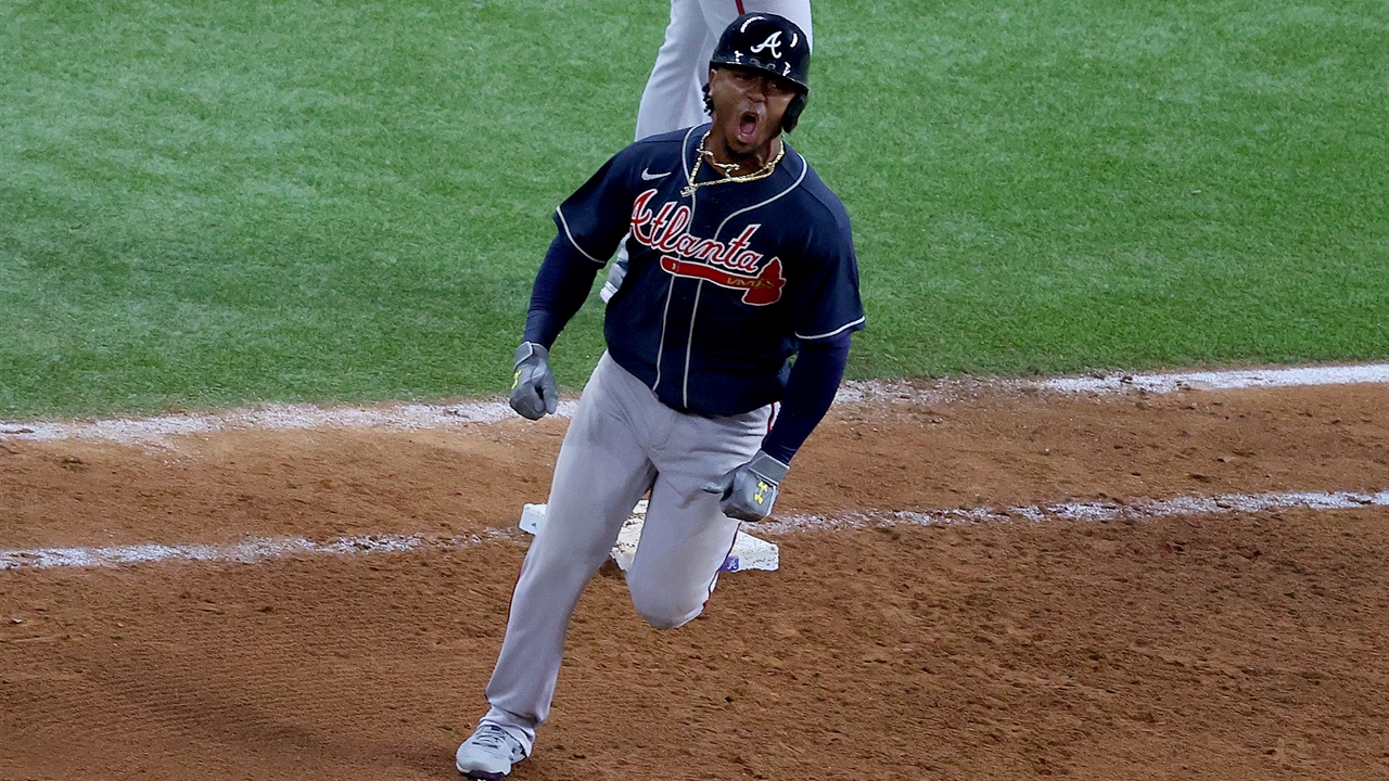 Ozzie Albies' home run ensures Braves' NLCS Game 1 win | SAMSUNG GALAXY 5G VIEW
