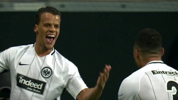 Timothy Chandler makes it 1-1 for Frankfurt against RB Leipzig | 2017-18 Bundesliga Highlights