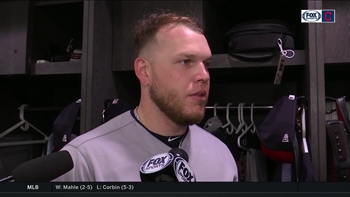 Roberto Perez regrets that Indians' defense couldn't back Bauer