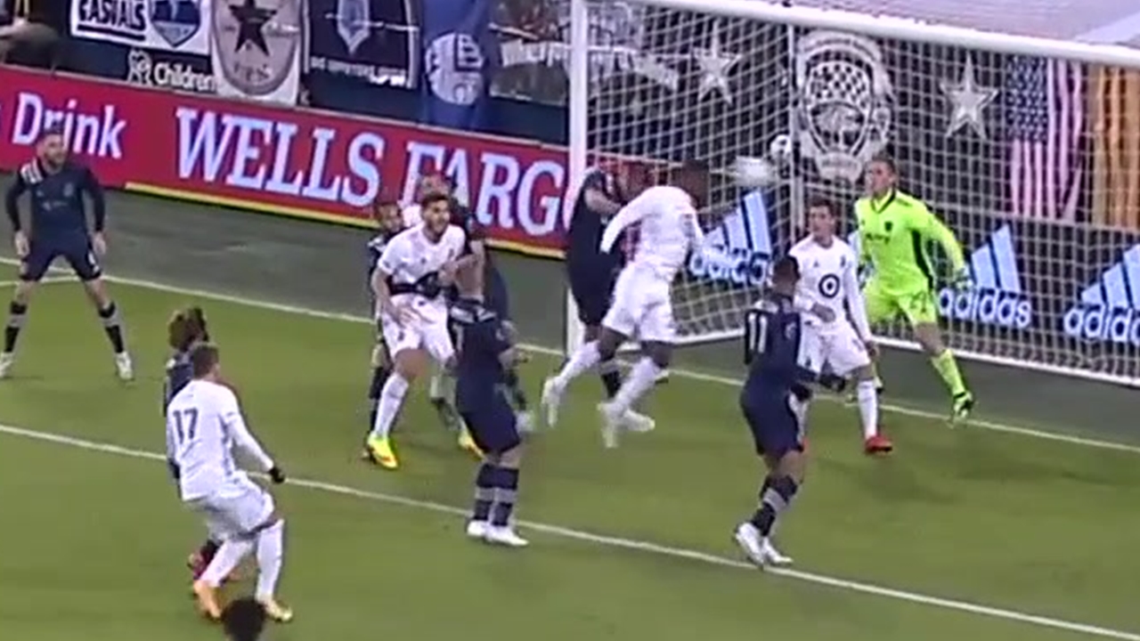 Bakaye Dibassy's header ups Minnesota United's lead over Sporting KC to 3-0