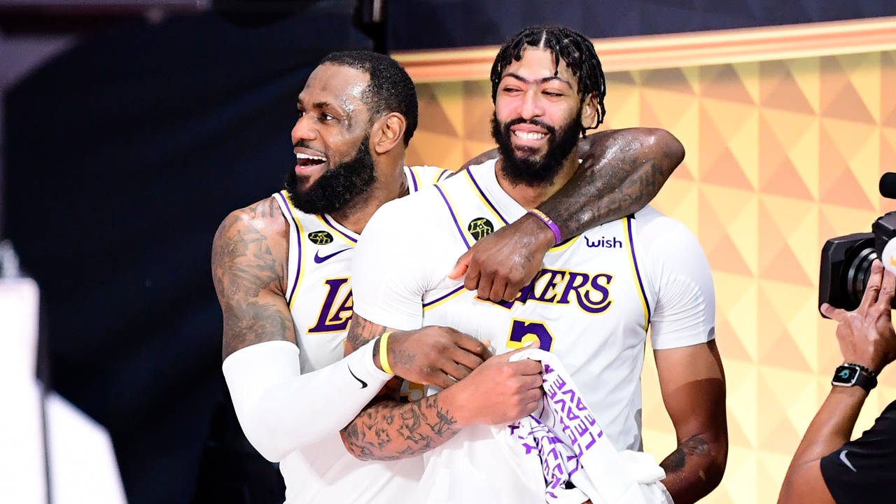 Shannon Sharpe on LeBron's 2-yr/$85M ext. & Anthony Davis finalizing $190M deal with Lakers | UNDISPUTED