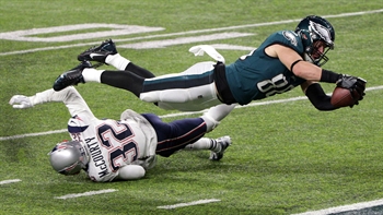 Skip compares Zach Ertz's TD catch in Super Bowl LII to Dez Bryant's incomplete pass against Packers in the playoffs