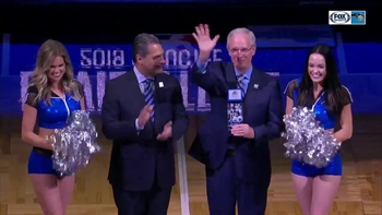 Orlando fans, CEO Alex Martins celebrate David Steele's induction into Magic Hall of Fame