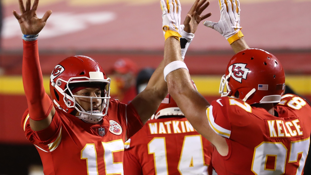 'It's going to be very hard to stop the Chiefs' — Shannon Sharpe on Mahomes' win over Texans | UNDISPUTED