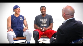 Padres' Manny Machado sits down with former teammate Adam Jones