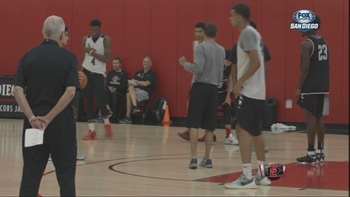 Aztecs assistant coach Justin Hutson mic'd up at practice