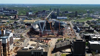 Watch a time lapse of the Vikings' new stadium construction