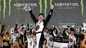 Kevin Harvick wins All-Star Race as domination continues | 2018 All-STAR RACE | FOX NASCAR