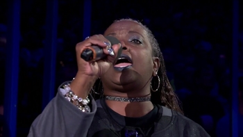 Sonya Bryson's National Anthem electrifies Amalie Arena
