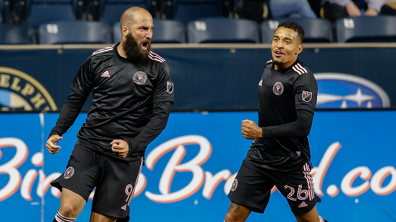 Inter Miami CF scores pair of late goals to upset Philadelphia Union, 2-1