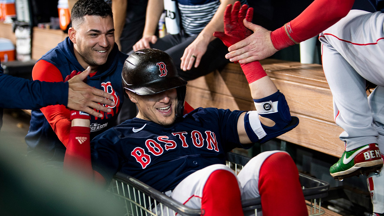 The Red Sox and J.D. Martinez having a little fun with Tom Brady