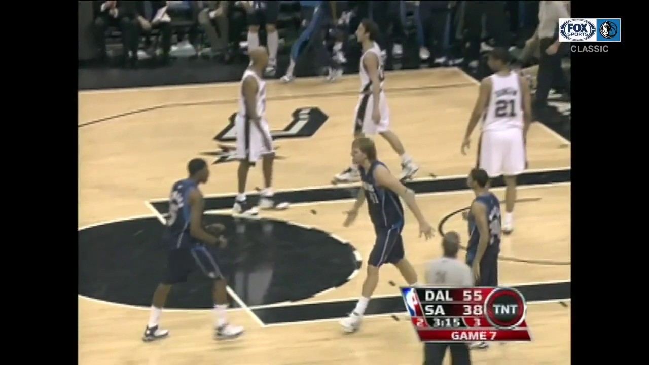 WATCH: Vintage Dirk Nowitzki vs. San Antonio | Mavericks CLASSICS