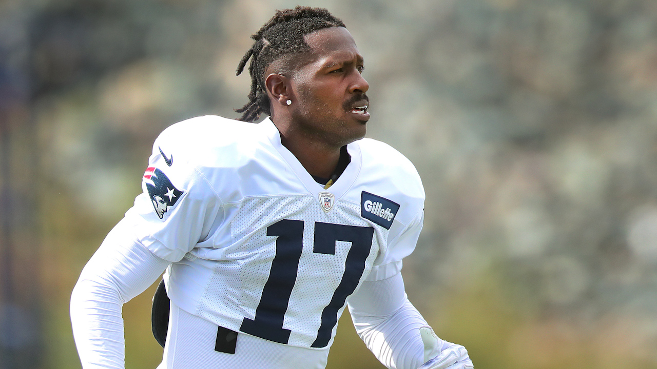 Nick Wright: Antonio Brown deal shows Tom Brady's power over Bucs organization | FIRST THINGS FIRST
