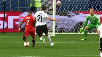 Alexis Sanchez becomes Chile's all-time leading scorer | 2017 FIFA Confederations Cup Highlights