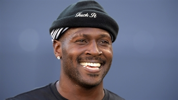 Cris Carter: AB's same behavior will continue in Oakland