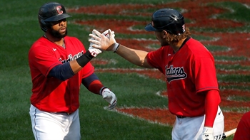 Carlos Santana, Franmil Reyes homer to end Indians' regular season with 8-6 win over Pirates