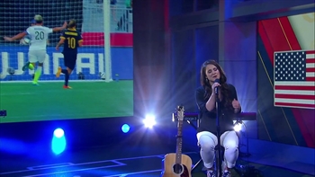 Leslie Powell performs 'Rise' live