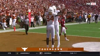 Red River Flashback: Ehlinger finds Humphrey for Texas Touchdown