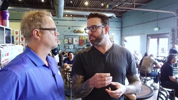 Braves veteran Peter Moylan offers lessons on coffee, baseball and Australian lingo