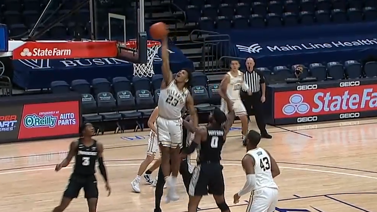 Jermaine Samuels, Collin Gillespie lift No. 3 Villanova to 71-56 win over Providence