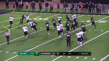 Playoffs, Semifinals: Cameron Davis takes it outside for a 24-yard Upland touchdown run