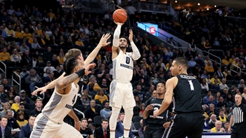 Markus Howard sets Marquette’s all-time record for career 3-pointers in win over Central Arkansas