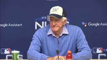Bob Uecker's full NLCS press conference