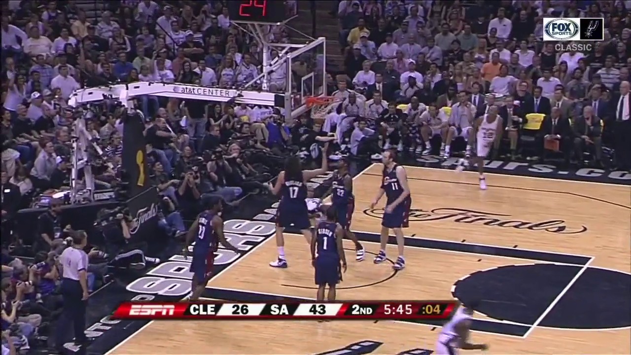 WATCH: Tony Parker with the Quick Move in the Paint | Spurs CLASSIC