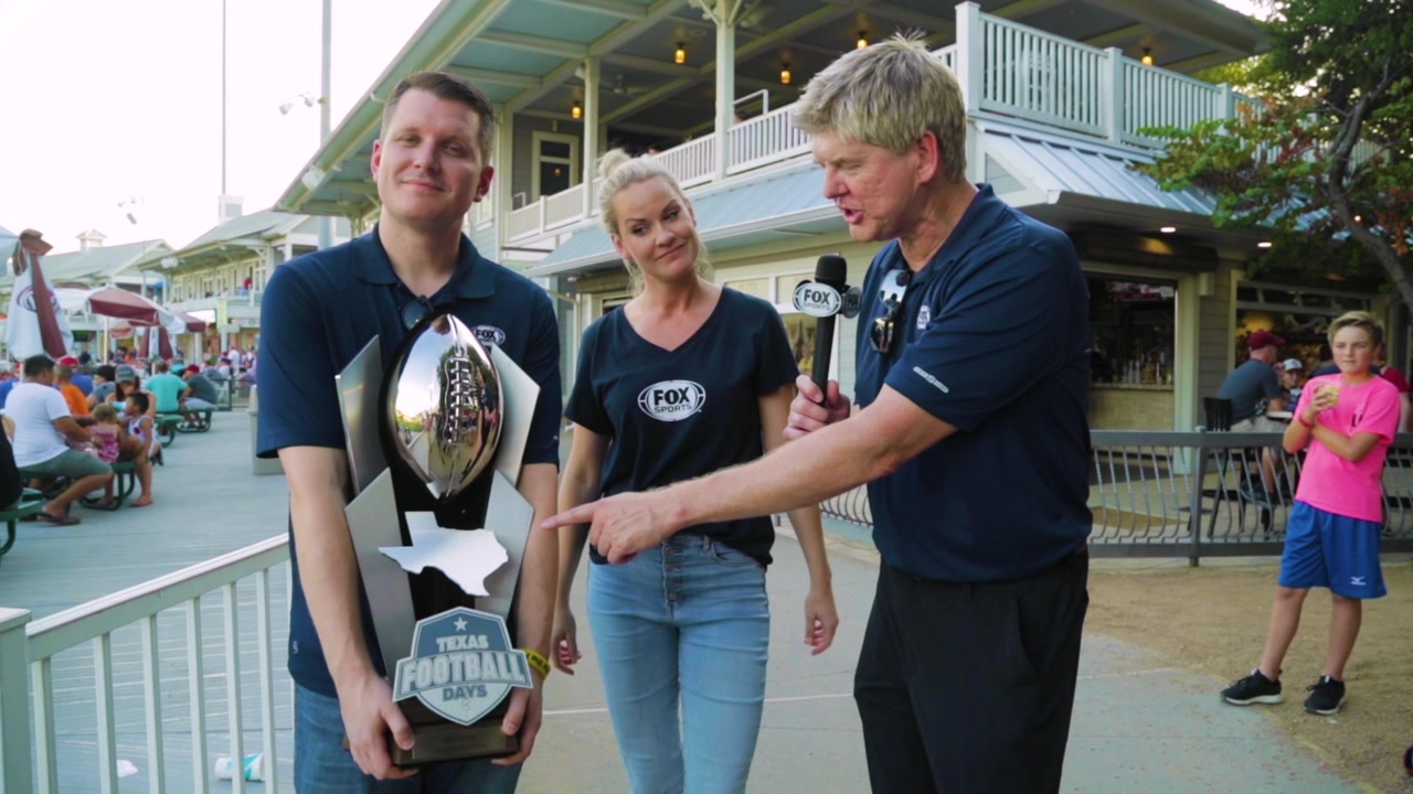 Texas Football Days Bus Tour Presented By Jack In The Box Arrives In Frisco | Texas Football Days Presented By Jack In The Box