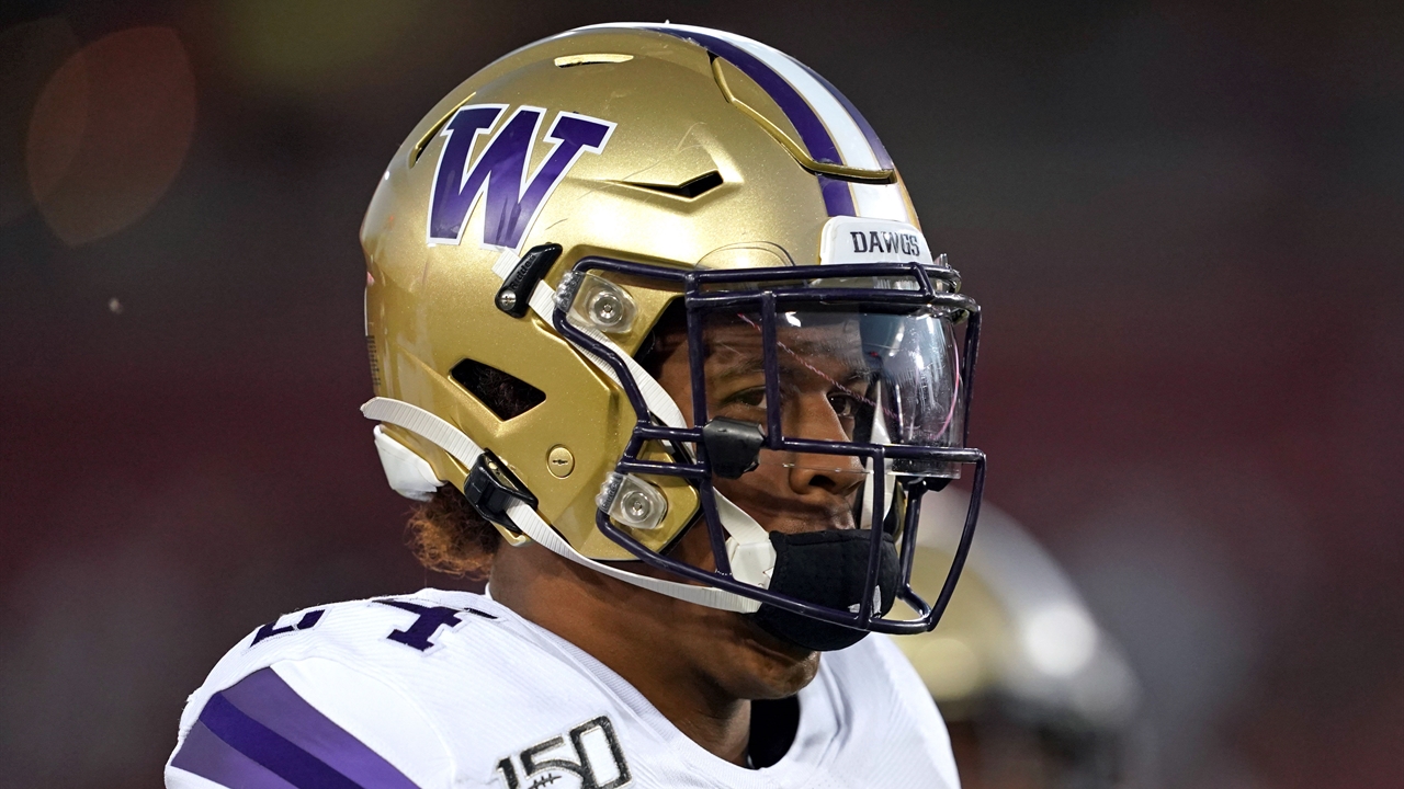 Kamari Pleasant rips through Oregon State defense on 15-yard touchdown run