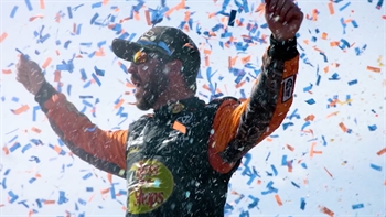 Winner's Weekend: Martin Truex Jr. - Auto Club